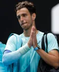 Lorenzo Musetti, obligado a usar el teléfono durante el partido por las normas antidopaje
