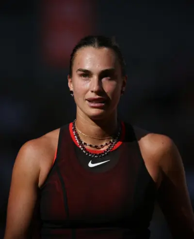 Kim Clijsters compara las dificultades de Aryna Sabalenka con un problema al que se enfrentó Serena Williams
